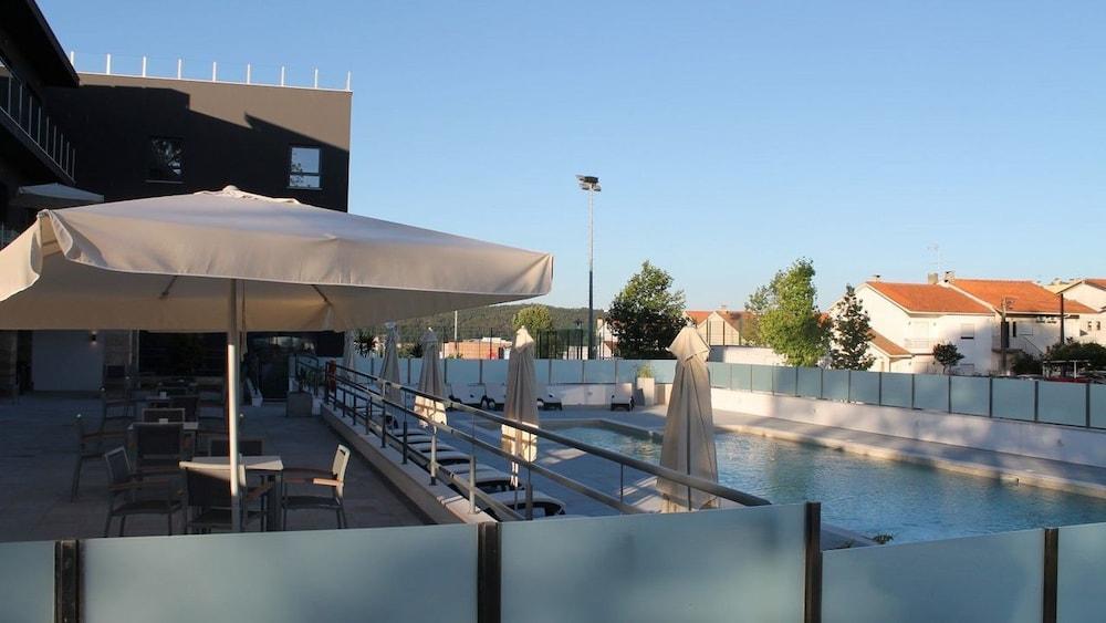 Casa Do Adro Hotel De Charme Ferreira do Zêzere المظهر الخارجي الصورة